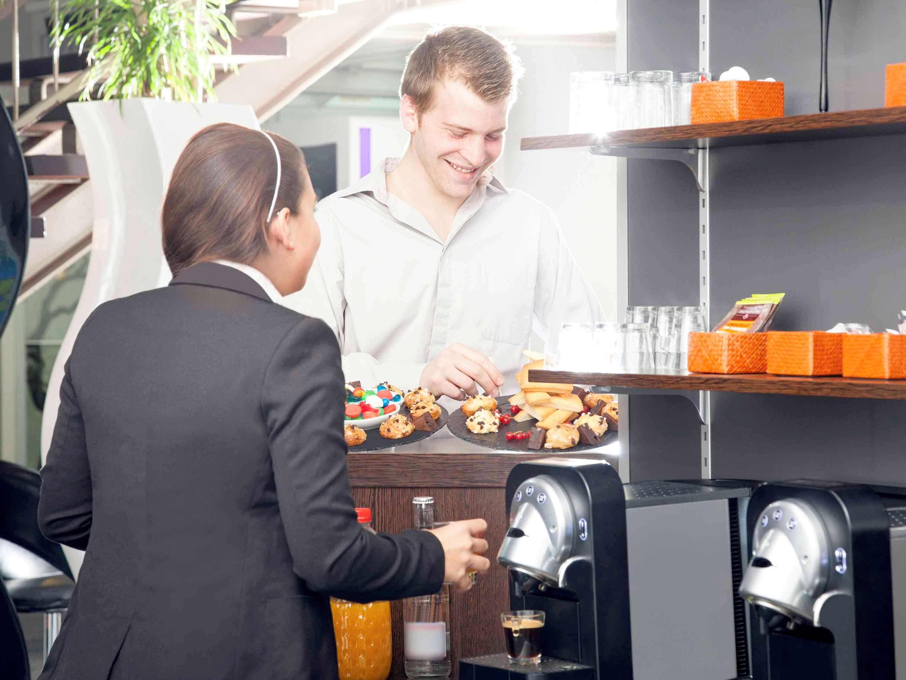 Novotel Poissy Orgeval Екстериор снимка
